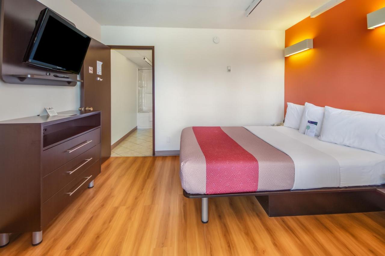 Motel 6-Lethbridge, Ab Exteriör bild
