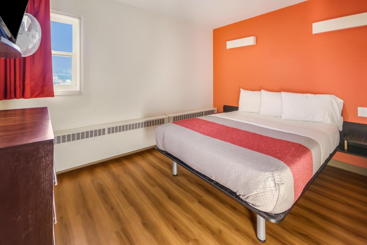 Motel 6-Lethbridge, Ab Exteriör bild