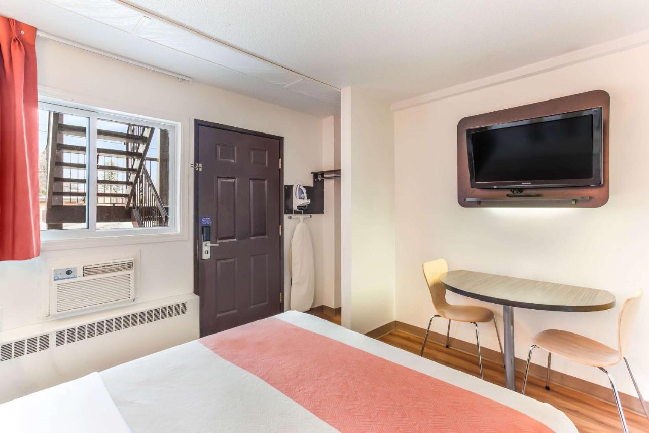 Motel 6-Lethbridge, Ab Exteriör bild