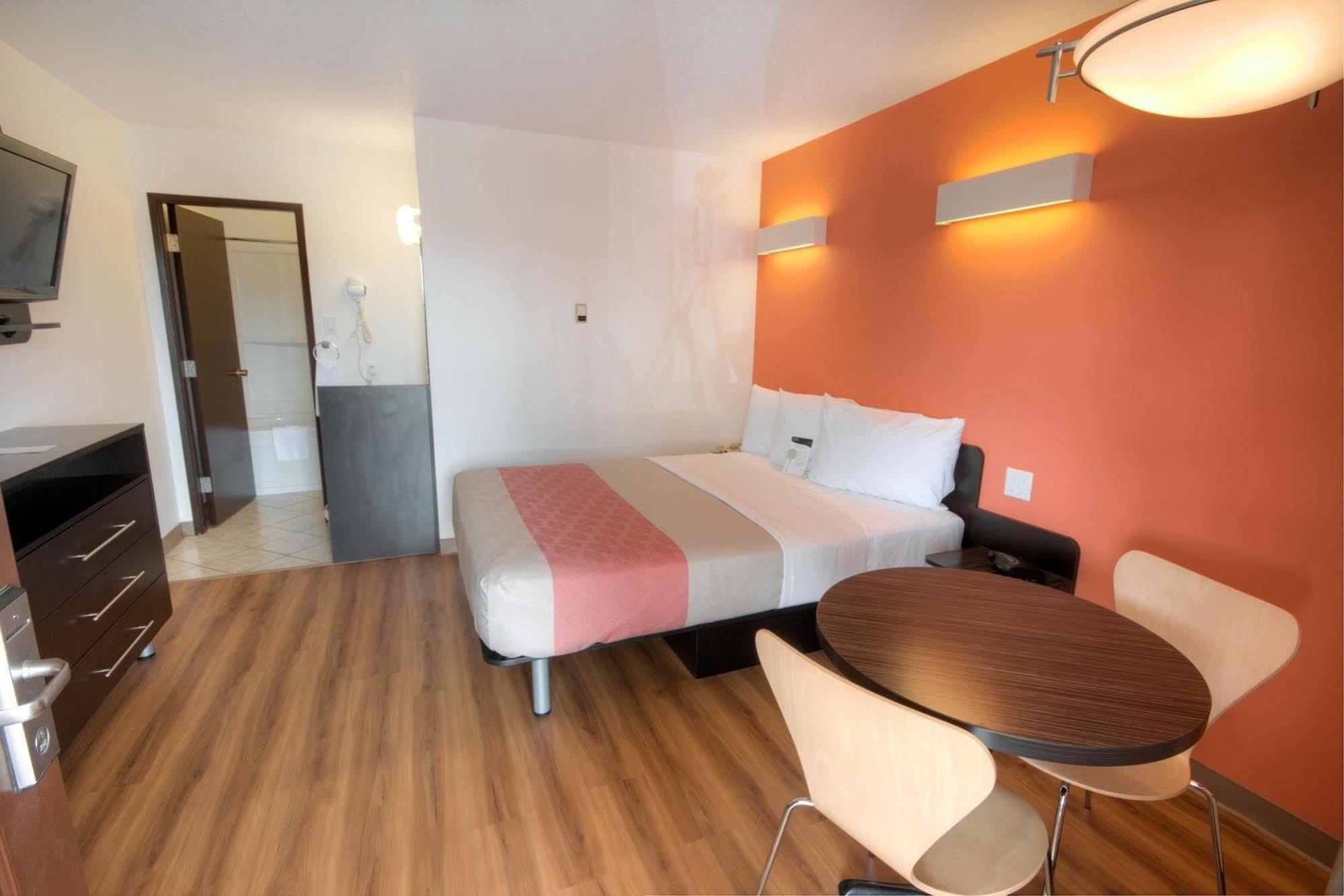 Motel 6-Lethbridge, Ab Exteriör bild